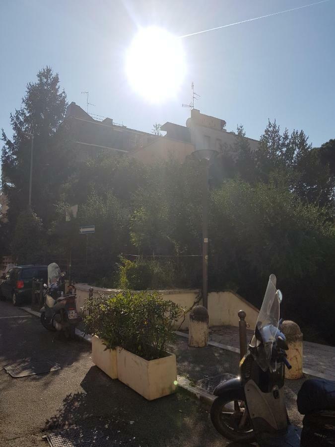 Appartamento Luminoso Con Vista Su Villa Ada Rome Exterior photo